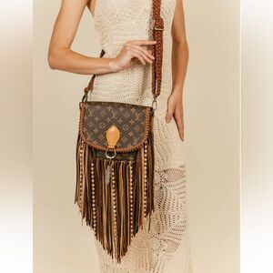 Vintage Boho World Traveler Bag with Dirty Blonde fringe